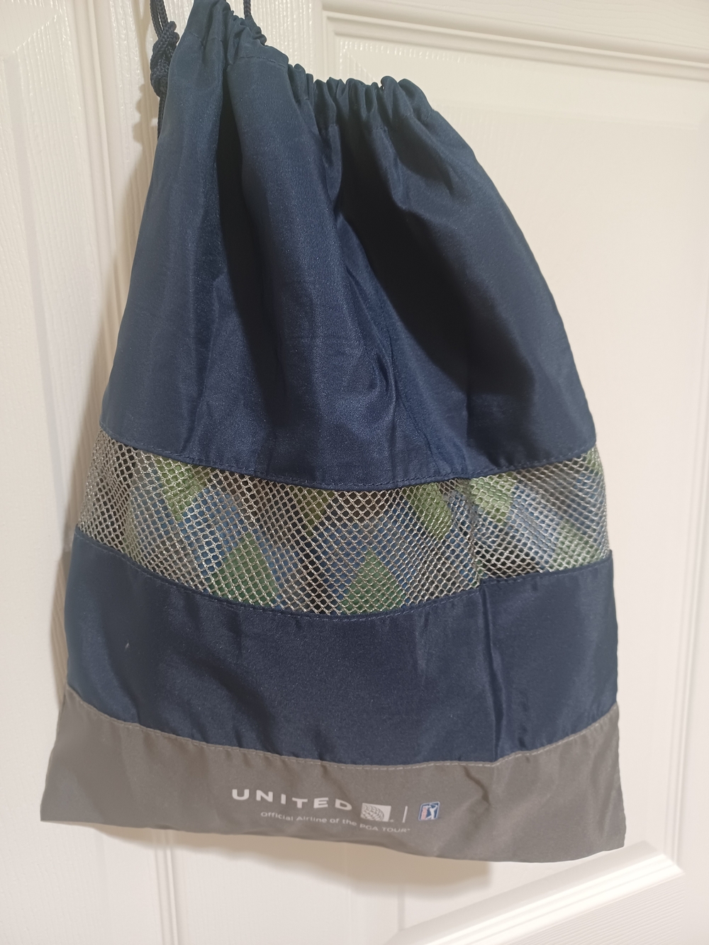 United Airlines Navy and Gray Drawstring Travel Bag PGA Tour
